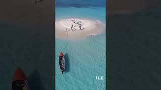 ses plages et cascades telles des joyaux enchâssés, enchantent les  visiteurs. ( Crédit:Tourisme Ht)