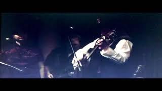 Laura Simon performs A fav cover Knocking on Heaven’s Door, long version