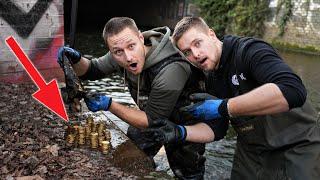 Magnetfischen: TEURE MÜNZSAMMLUNG & ECHTE PISTOLE im Fluss GEFUNDEN!!  (Schatzsuche)