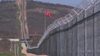 New anti-migrant fence erected between Bulgaria and Turkey