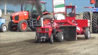 Heavy Modified Garden Tractor Pulling at St-Damase Québec 2016