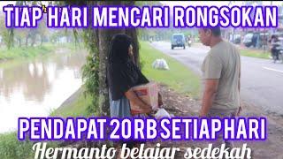 orang pinggiran , ibu pemulung barang bekas