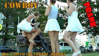 #cowboy_prank at Southbank Brisbane. their reactions are priceless. hahaha