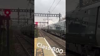 Graffitied Class 800 slowly arriving at Didcot Parkway