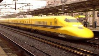 "Dr. Yellow" Shinkansen - A Special Japanese Bullet Train