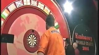 Mervyn King hits a 170 Checkout in a Holland darts shirt