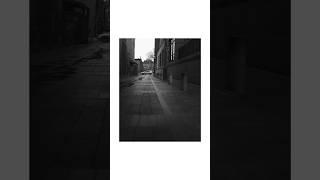 Reflection photography trick #streetphotography #photographytips #photographer