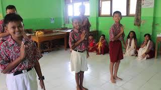 Tari Manuk Dadali Kelas VIA SDN 1 Gumelar