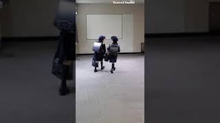 Japanese Elementary School Kids Travelling to School Alone (without parents) in Tokyo | #Shorts