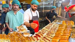 People Are Crazy!  Super Fast Burger Making at 10 PM in Karachi | Pakistani Street Food - Cooking!