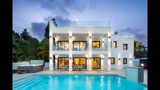 Profitable Investment Opportunity: Villa with Luxe Amenities for Sale in Nueva Andalucia, Marbella