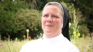 Gegrüßet seist du Maria - erklärt von Schwester Ursula Hertewich