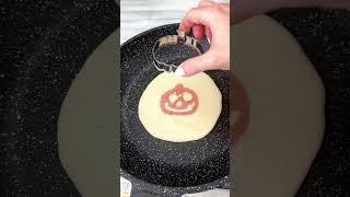  Spooky Pumpkin Pancake! Get your Halloween vibes on with this deliciously creepy breakfast! 