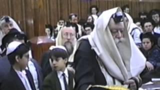 The Lubavitcher Rebbe Shacharit at 770 - Rare Film - First time on web