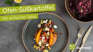 Süßkartoffeln aus dem Ofen mit Avocado-Tomaten-Salsa | Einfaches und köstliches Rezept!