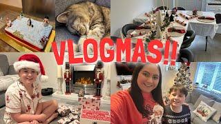 VLOGMAS.. Final Prep, Cleaning The House, Christmas Eve Box & Saying Bye To The Elves ️