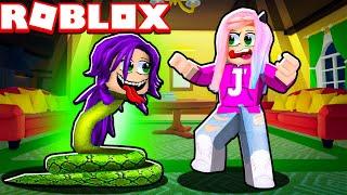 Kate got turned into a Snake!  | Roblox: Snakey