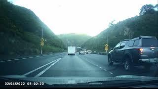 Traffic Updates HKW Presents: How NOT To Drive While Towing A Big Caravan...