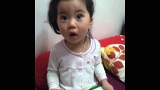 Cute Korean Baby Yebin is Babbling~ 옹알이하는 귀여운 예빈이~