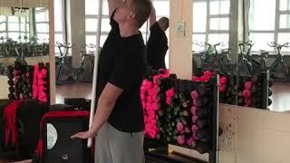Как научиться приседать. Игорь Манохин. #shorts