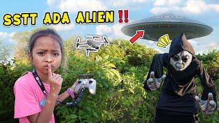 DRONE MENANGKAP ADA ALIEN BERKELIARAN DI BELAKANG RUMAH KITA!! TOLOOOONG!!