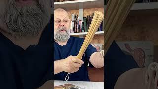 Как избавиться от головной боли и апатии с помощью веника? #лечениедома