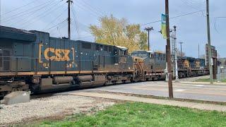 Listen To Locomotives Working Hard Up A Steep Curvy Hill!  CSX On Sharp Curve At Busy RR Crossing!