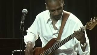 Victor Bailey performs a improvised bass solo-"Bass Lines" clinic at the Berklee 6-7-08