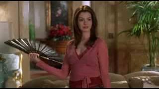 The Princess Diaries 2 -  Mia's art of the fan lesson