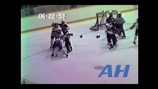 OHL Nov. 26, 1987 Peterborough Petes v Toronto Marlboros (R) Geoff Ingram v Chris Govedaris (R)