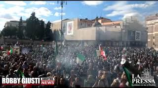 Roma, piazza del Popolo: la manifestazione contro il Green Pass