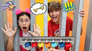Maria Clara and JP in the Escape Room Challenge