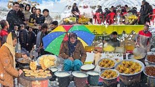 Snow Day street food in Kabul Afghanistan|Have snow of year|Cheapest or Famous Afghan Street Food