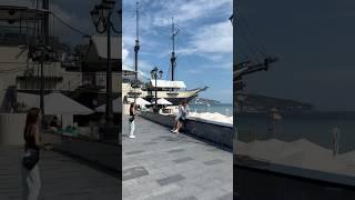 Ялта шикарная Приморская набережная