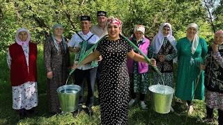 Один день в ТАТАРСКОЙ деревне - паримся в БАНЕ, печем ПЕРЕПЕЧИ, играем на гармони! ТАТАРСТАН