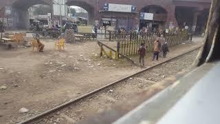 90KM/Hr Hazara Express reaching bhalwal from Sargodha | Pakistan Railways