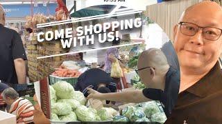Singapore Market Tour: Shop like a Singaporean! Fresh Popiah • Singapore Street Food • Durians