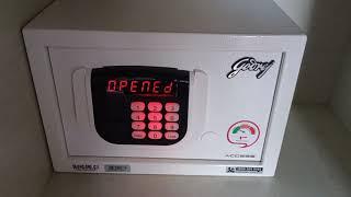 Godrej Home Safe Locker Security Solutions Access SEEC9060 Electronic Safe, how to set the lock code