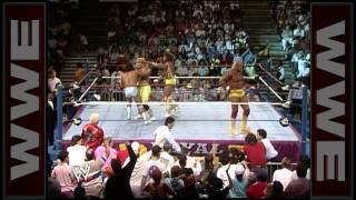 Hulk Hogan and Ultimate Warrior go toe-to-toe in the Royal Rumble Match: Royal Rumble 1990