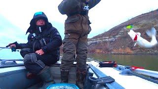 THEY'RE BANGING TWO PEOPLE AT THE SAME TIME! THE BIG HITS THE PLUMB LINE! Winter fishing