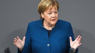 Applaus für Merkel nach Konter gegen Weidel