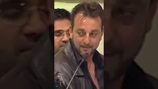 Sanju baba take the award with suniel shetty| Sanjay dutt status| #sanjubaba #bollywood #sanjaydutt