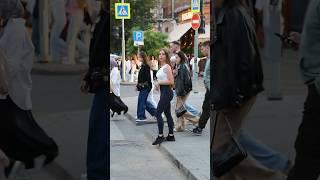 Сколько переворотов насчитали ?  Реакция людей вокруг бесценна  смотри видео до конца!