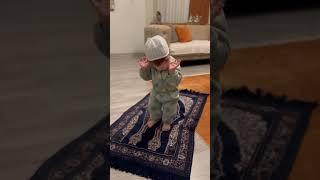 Super Cute Kids Praying To Allah  #shorts #short #viral #islam #children praying to god #kids