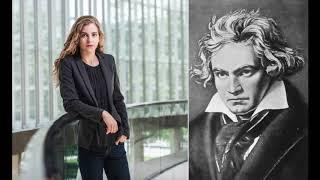 Karina Canellakis conducts Beethoven: Symphony No. 7 (2017)