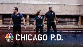 Chicago PD - Halstead's Epic Foot Chase (Episode Highlight)