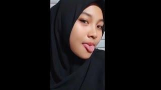 Bigo Hijab Goyang Lidah.
