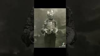 Creepy Vintage Halloween Costumes 