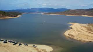 Риболов лодки и хубаво време на язовир Жребчево/Fishing boats and good weather on Zhrebchevo dam