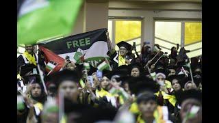 Nabila Ft. Tri Suaka di Acara Wisuda UMY, Ribuan Wisudawan Kibarkan Bendera Palestina